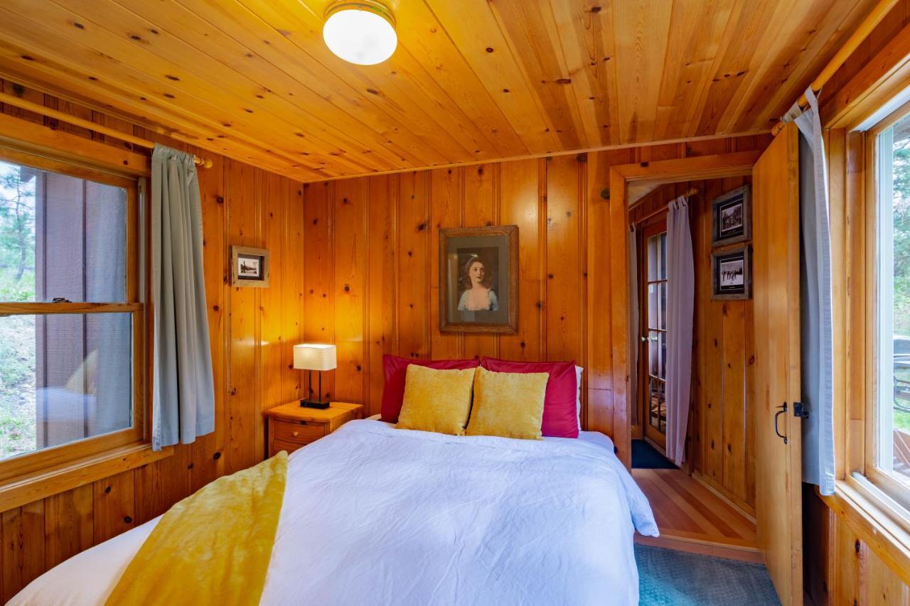 Lake Creek Lodge Camp Sherman Extérieur photo