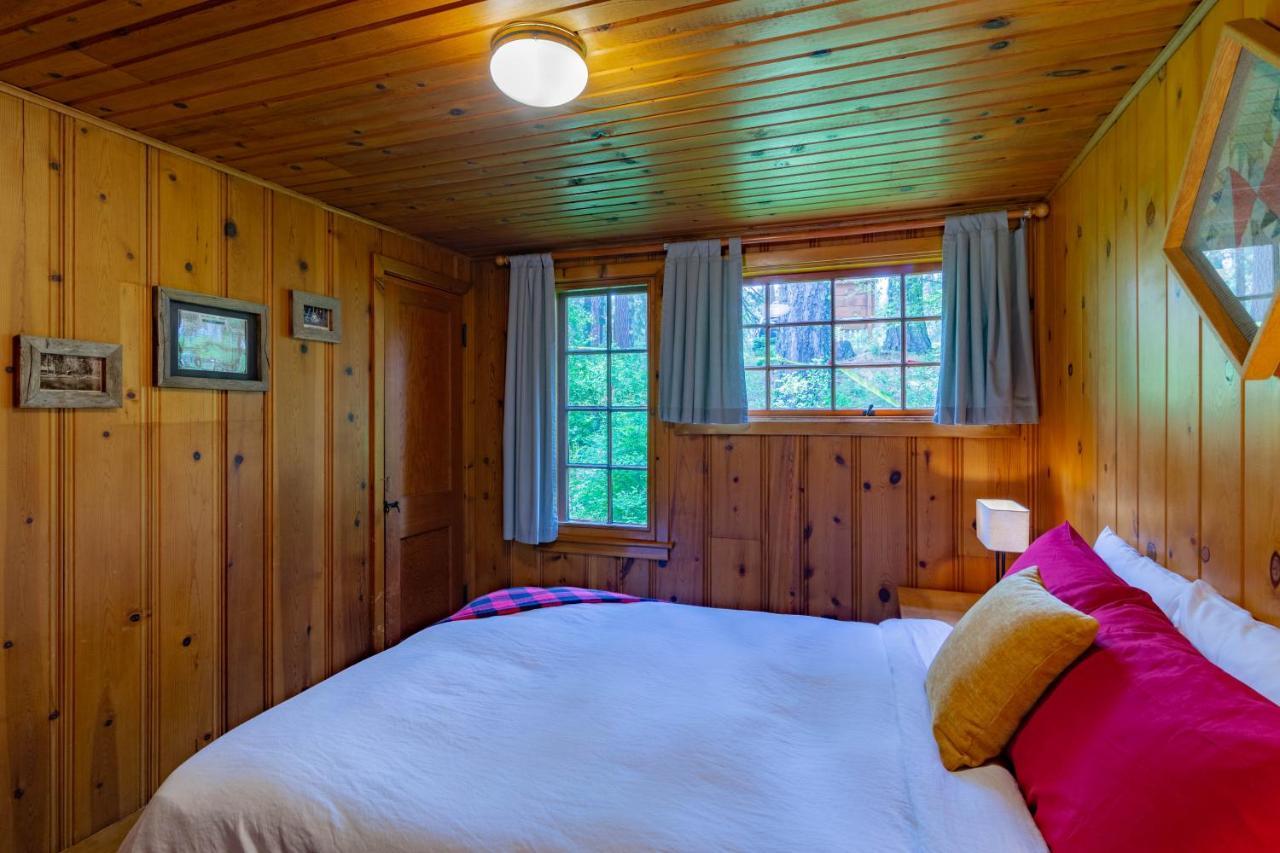 Lake Creek Lodge Camp Sherman Extérieur photo