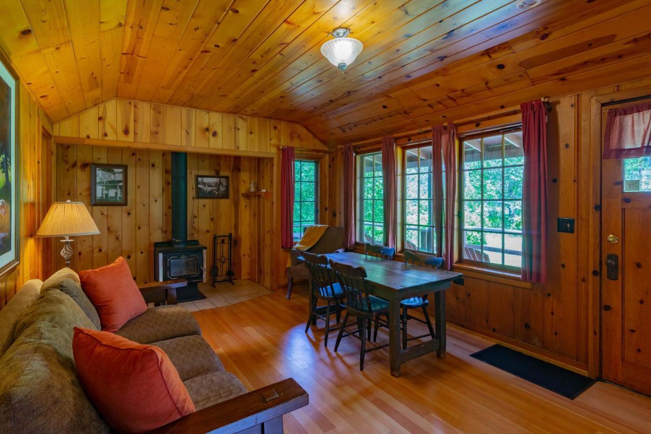 Lake Creek Lodge Camp Sherman Extérieur photo