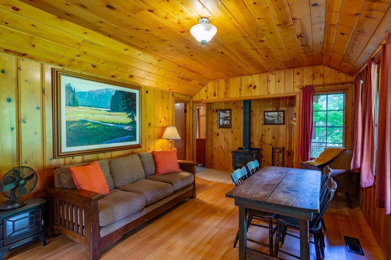 Lake Creek Lodge Camp Sherman Extérieur photo