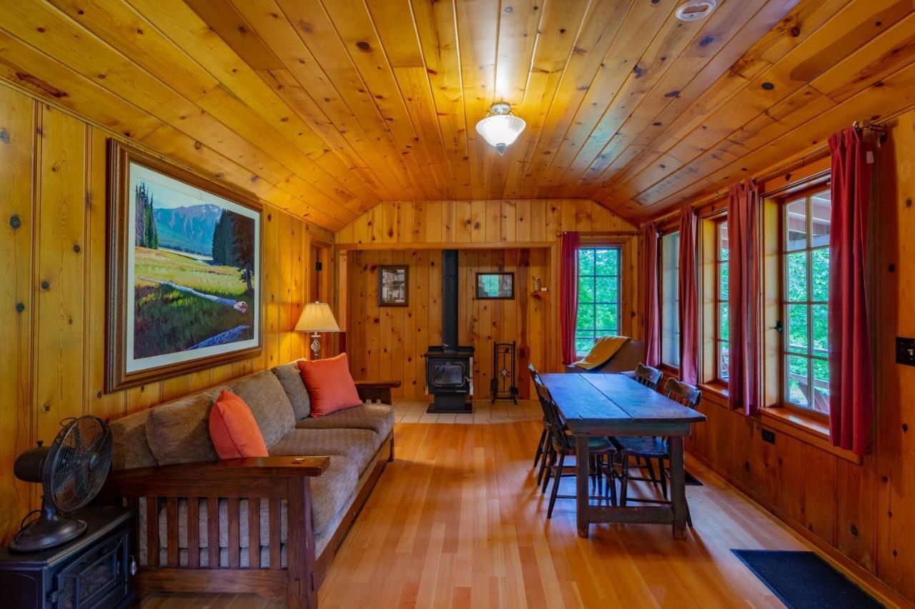 Lake Creek Lodge Camp Sherman Extérieur photo